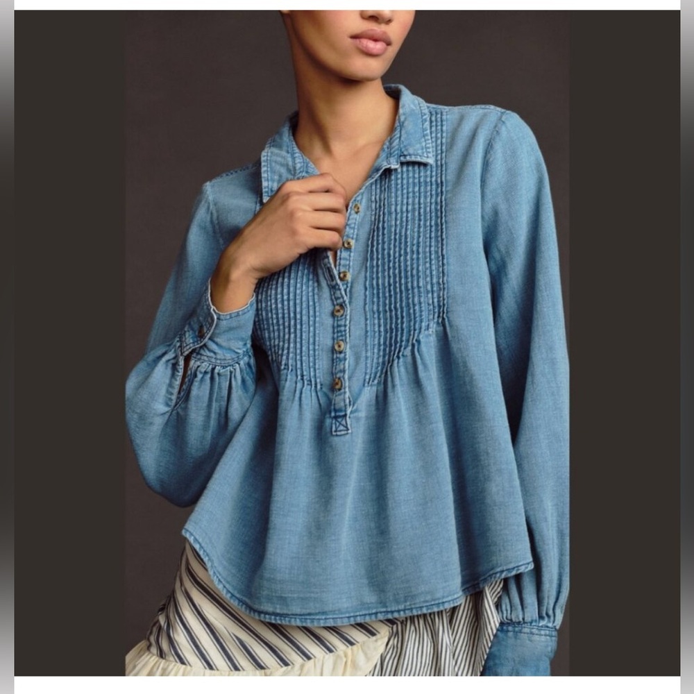 Anthropologie Pilcro Denim Pintuck
Button-Front Blouse Size M